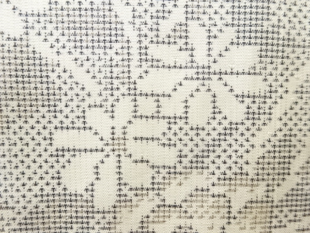 JAPANESE KIMONO / ANTIQUE FLORAL PATTERN WOVEN AUTHENTIC WHITE OSHIMA